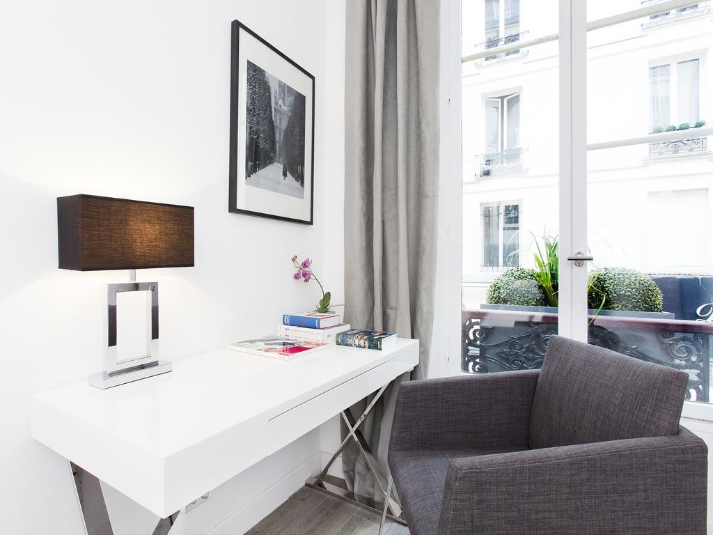Livinparis - Luxury 3 Bedrooms Grands-Boulevards I Szoba fotó